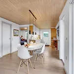 بيت للعطل Stunning In With Kitchen *