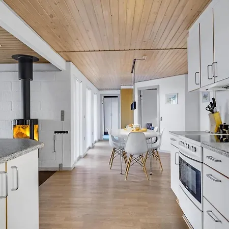 Stunning In With Kitchen * Faaborg