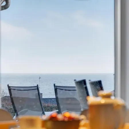 펜션 Stunning In With Kitchen *